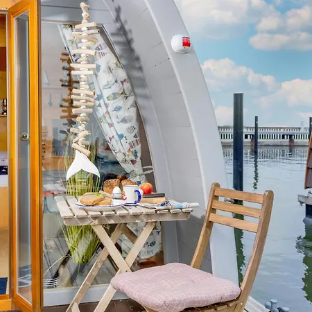 Tekne Hausboot Dotterbart